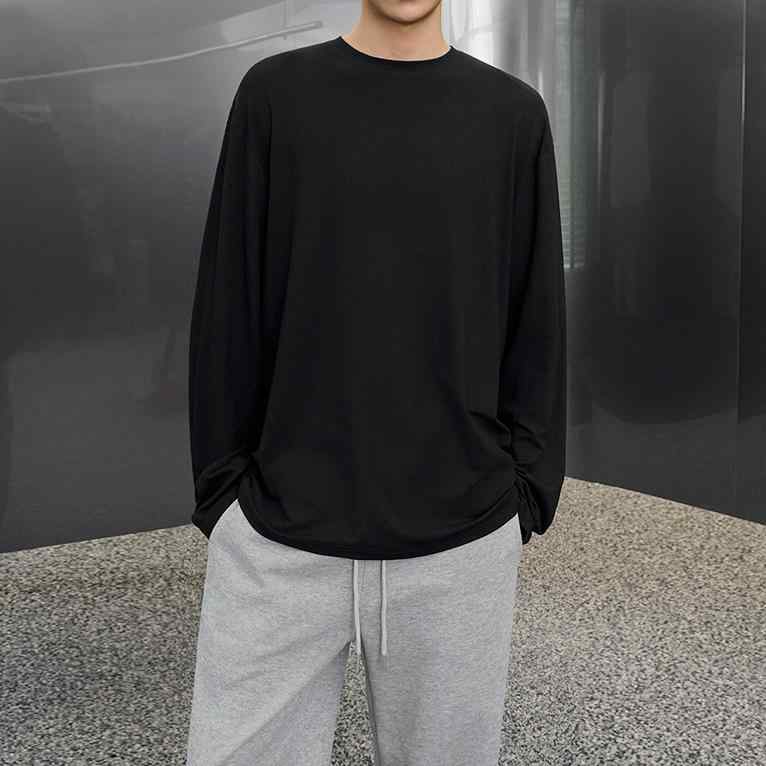 ・カテゴリ: Tシャツ・スタイル: 韓国・主な素材: 綿・柄: 無地・袖丈: 長袖・シルエット: ゆったり・厚さ: 普通・素材機能: 通気性・対象: ティーン・対象年齢層: 成人・性別: メンズ・カラー展開: ブラック・サイズ展開: M、L、XL、XXL
