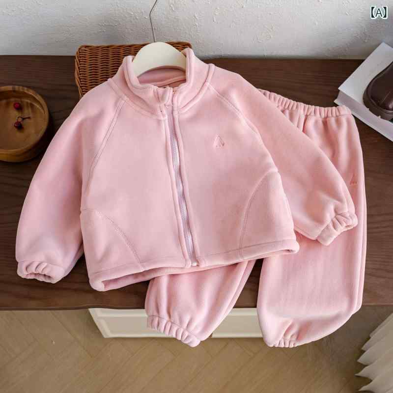 ・カテゴリ: キッズセットアップ・性別: 女の子向け・スタイル: カジュアル・セットタイプ: パンツセット・セット内容: 2点セット・対象年齢: 3〜8歳向け・袖丈: 長袖・パンツ丈: ロング・主な素材: 綿80%・生地加工: プリーツ加工...