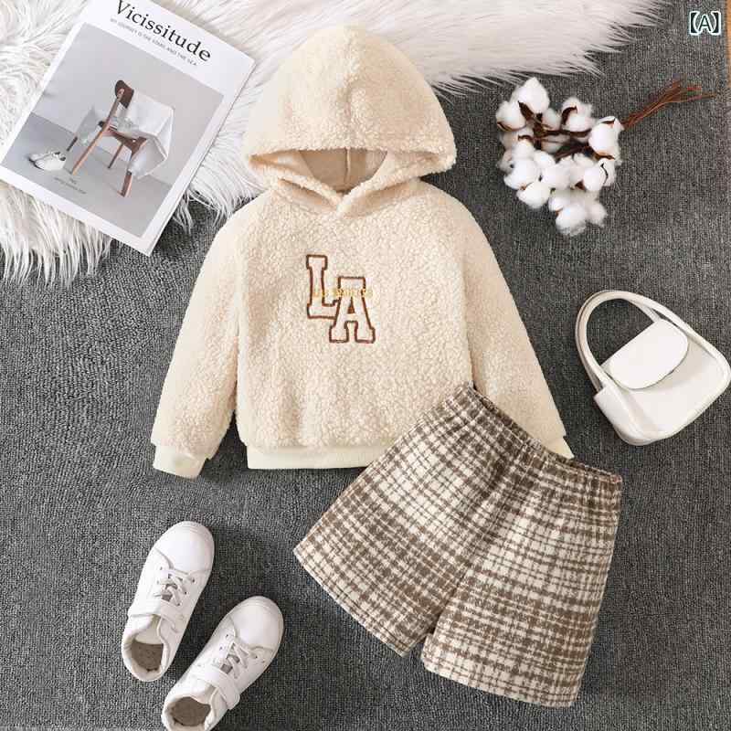 キッズ 女の子 セットアップ 秋冬 シープボア もこもこ フード付きジャケット ショートパンツ 2点セット カジュアル ルームウェア お出かけ ポリエステル アプリコット