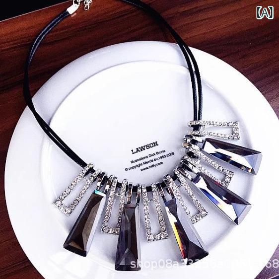 ネックレス レディース 日韓 ファッション 万能 合わせやすい ショート丈 鎖骨 セーター 服飾アクセサ..