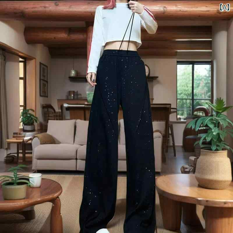・カテゴリ: カジュアルパンツ・主な素材: ポリエステル・パンツシルエット: ワイド・丈: フルレングス・ウエスト: ハイウエスト・厚さ: 中厚・伸縮性: 若干・スタイル: ストリートカジュアル、トレンド、コンフォートカジュアル・要素: ドローストリング・加工: パッチワーク、切り替え・対象: レディース・カラー展開: ブラック、ワインレッド・サイズ展開: S、M、L、XL