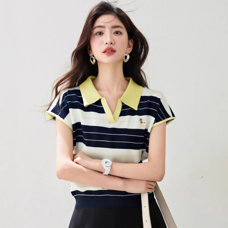 ・カテゴリ: Tシャツ・素材: 冰麻・組成: ポリエステル (50%〜70%未満)、スパンデックス (30%以下)・スタイル: 日韓カジュアル、エレガント・タイプ: プルオーバー、クロップド丈・フィット: スリムフィット・ネックライン: ポロカラー・袖丈: 半袖・袖タイプ: レギュラー・柄: ストライプ、チェック・加工: パッチワーク、切り替え・デザイン要素: コントラストカラー・サイズ展開: S, M, L