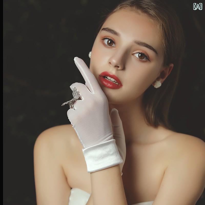 ウェディンググローブ レディース ショート丈 ストレッチサテン 伸縮性 シンプル 上品 手袋 結婚式 披..