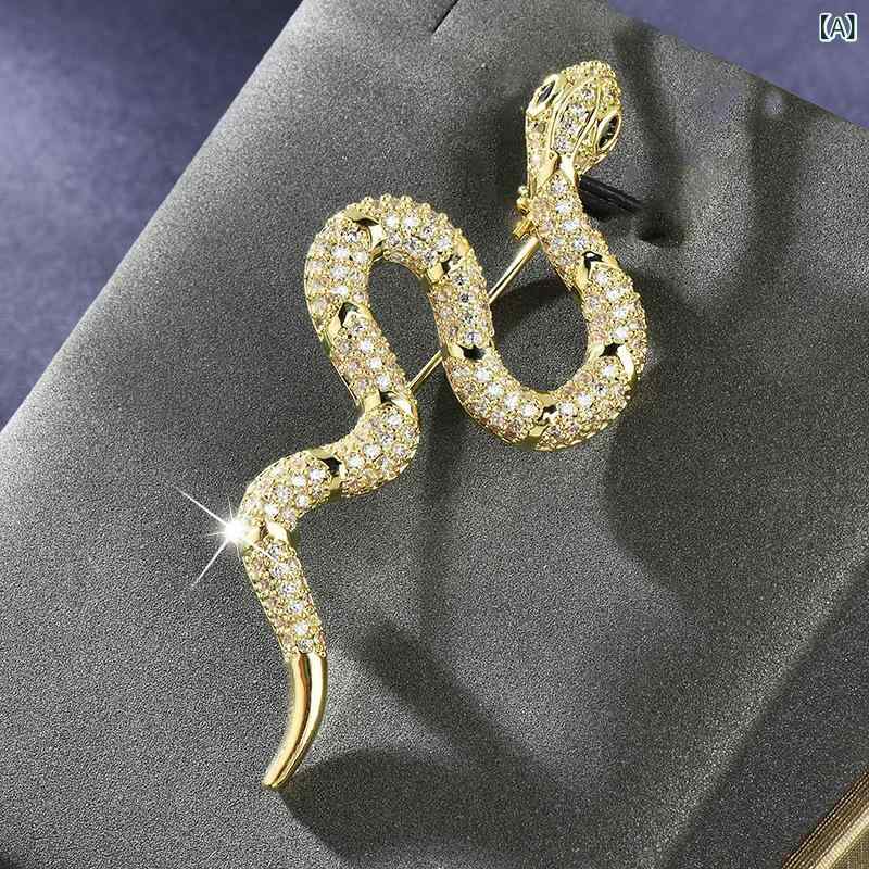 ブローチ 男女兼用 蛇モチーフ スネーク ジルコニア 高級感 エレガント 個性的デザイン セーター スーツ ジャケット ワンピース ストール 襟元 胸元 アクセント フォーマル カジュアル ビジネス パーティー 結婚式 ギフト ゴールド シルバー