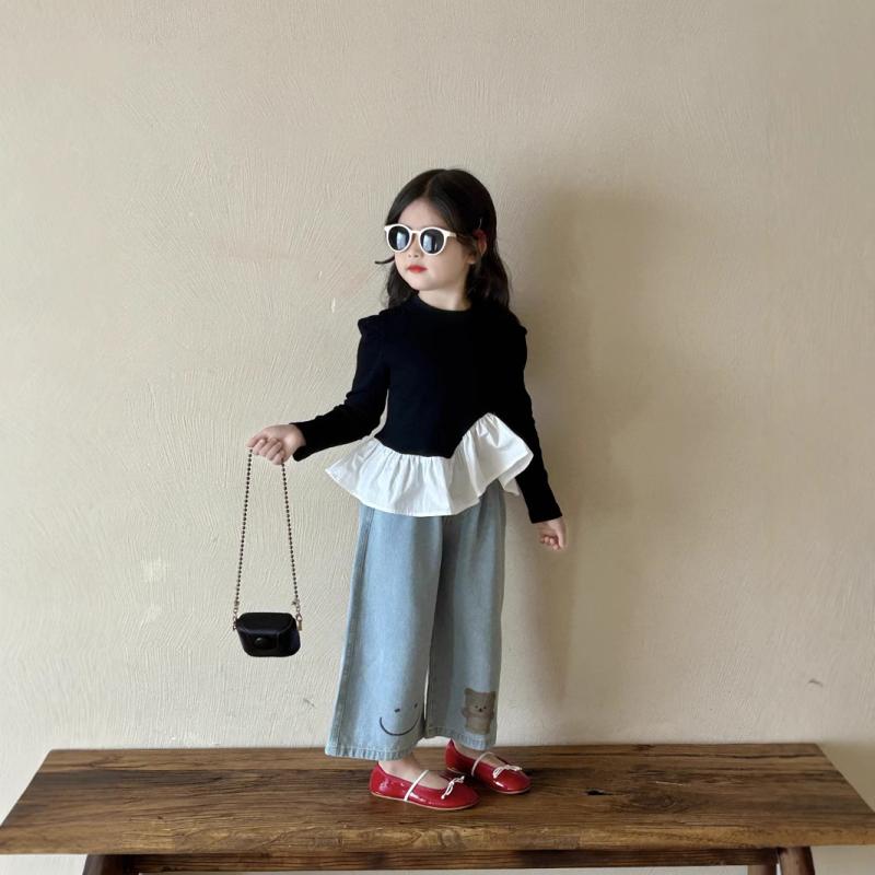 子供服 女の子 セットアップ 春夏秋 韓国風 クマ柄 フリル おしゃれ Tシャツ デニムパンツ 綿 コットン 柔らかい 長ズボン ライトブルー ブラック ホワイト ミドルウエスト ウエストゴム 普段着 お出かけ