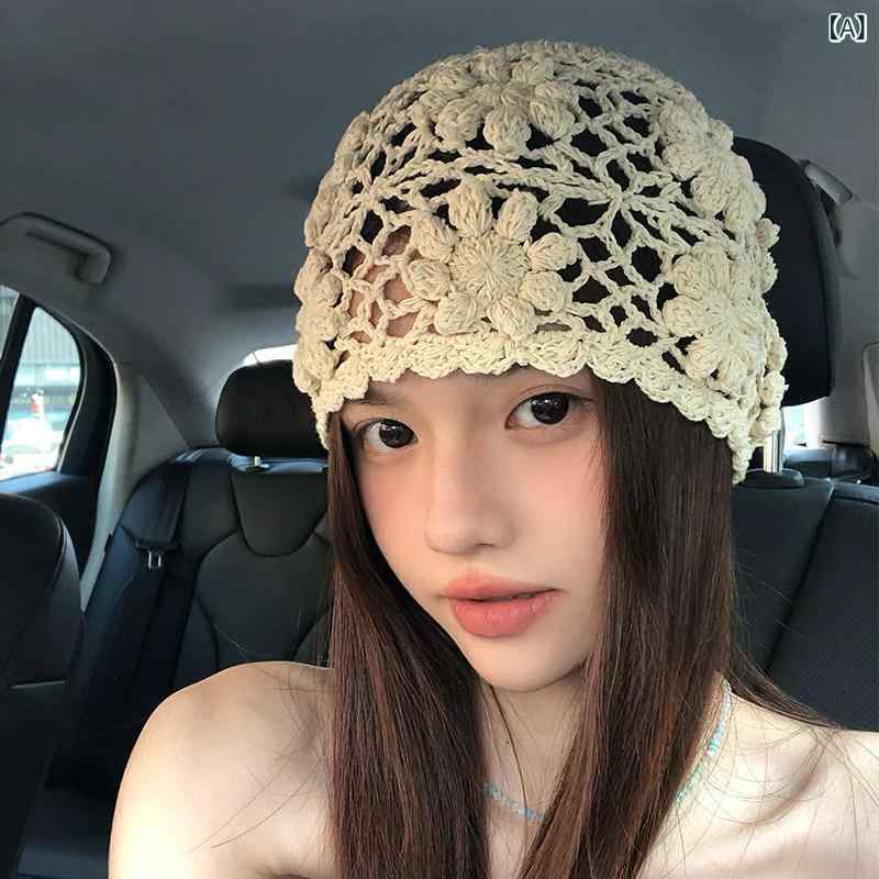 ・カテゴリ: ニット帽・帽子の種類: ラウンドトップ・つばのスタイル: つばなし・カラー展開: ワインレッド、ブラック・サイズ展開: M (56-58cm)・機能: 通気性、保温性、防風性・主な素材含有率: 71%〜80%・スタイル: 韓国、清新フェミニン・加工方法: 手刺繍、機械刺繍