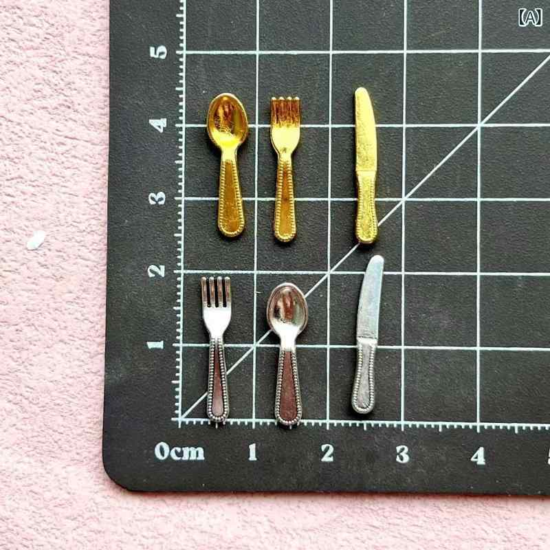 ミニチュア ドールハウス リアル カトラリー ミニナイフ ミニフォーク ミニスプーン 合金製 ゴールド シルバー DIY 手作り アクセサリー 素材 装飾小物