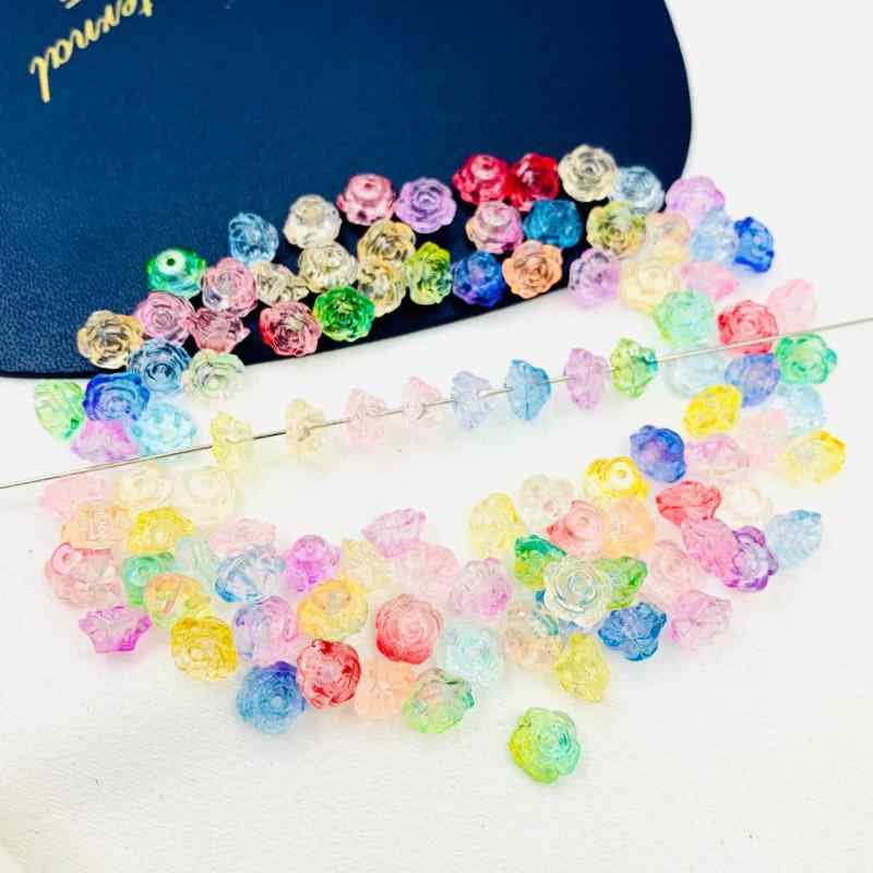 ・カテゴリ: DIYアクセサリーパーツ・素材: プラスチック、樹脂・加工方法: 電気メッキ・カラー: 複数色・モデル: 複数色アソート (約500g)・サイズ: 中