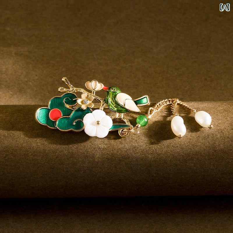 ブローチ 男女兼用 中国風 文芸レトロ 扇型 タッセル 透かし彫り 花モチーフ 電気メッキ加工 合金製 チャイナドレス 漢服 和装小物 胸元カバー ピンブローチ(x2)