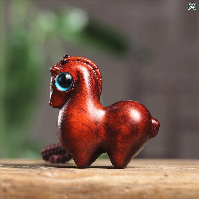 ・主な素材: 木材・カテゴリ: その他木製品・スタイル: レトロ・デザイン: キーホルダー・柄: 星座、干支・モチーフ: 馬・カラー展開: 唐馬-紫檀、唐馬-白檀、唐馬-緑檀