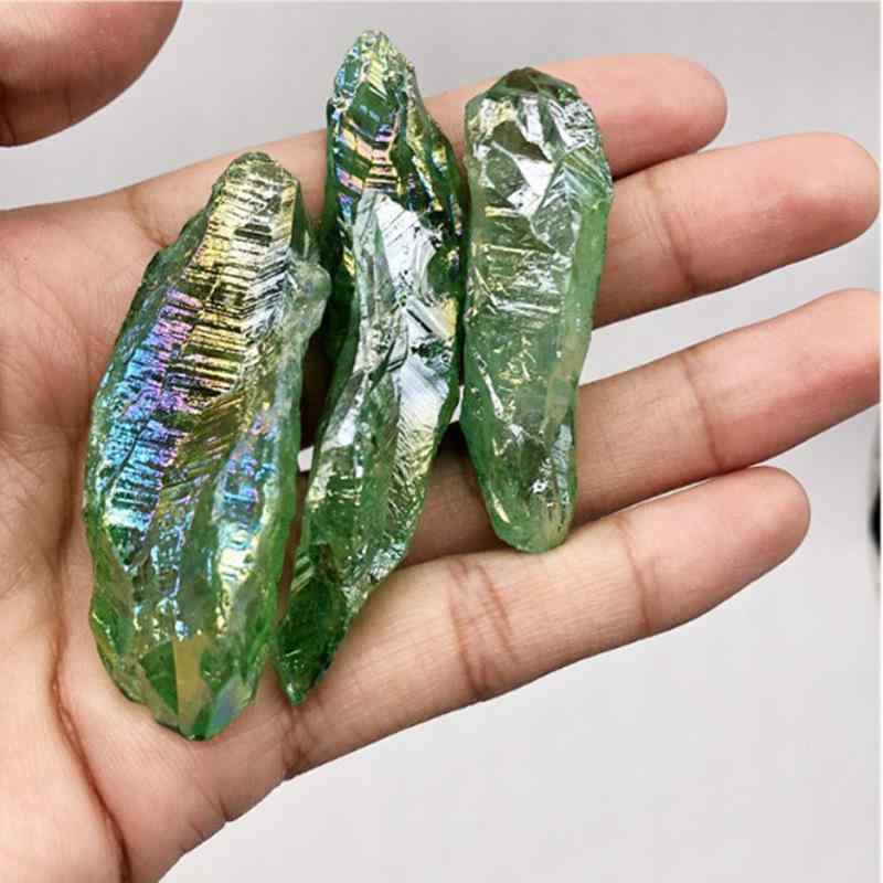 ・主な素材: 白水晶・製作工芸: 天然原石・カテゴリ: 幾何学形状・素材源: 天然・表面加工: 鍍彩・設置形式: 置き飾り・スタイル: 田園風・形状: 幾何学形・カラー: グリーン