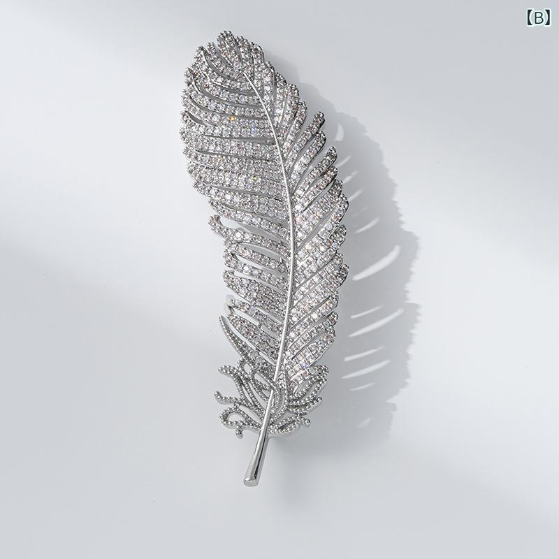 ブローチ 男女兼用 レトロ アンティーク風 高級感 銅製 ジルコニア ゴールド シルバー 羽 フェザー スーツ ジャケット フォーマル ビジネス ファッション小物 アクセサリー コサージュ 装飾 インスタ映え