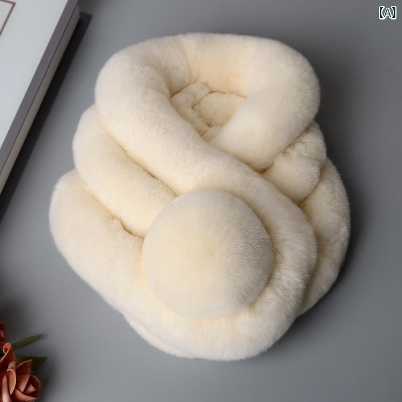 ネックウォーマー レディース 女性用 フェイクファー エコファー 3連 厚手 もこもこ ふわふわ 暖かい 防寒 保温 首元あったか 秋冬 ファッション小物 カジュアル 普段使い ブラック グレー アイボリー