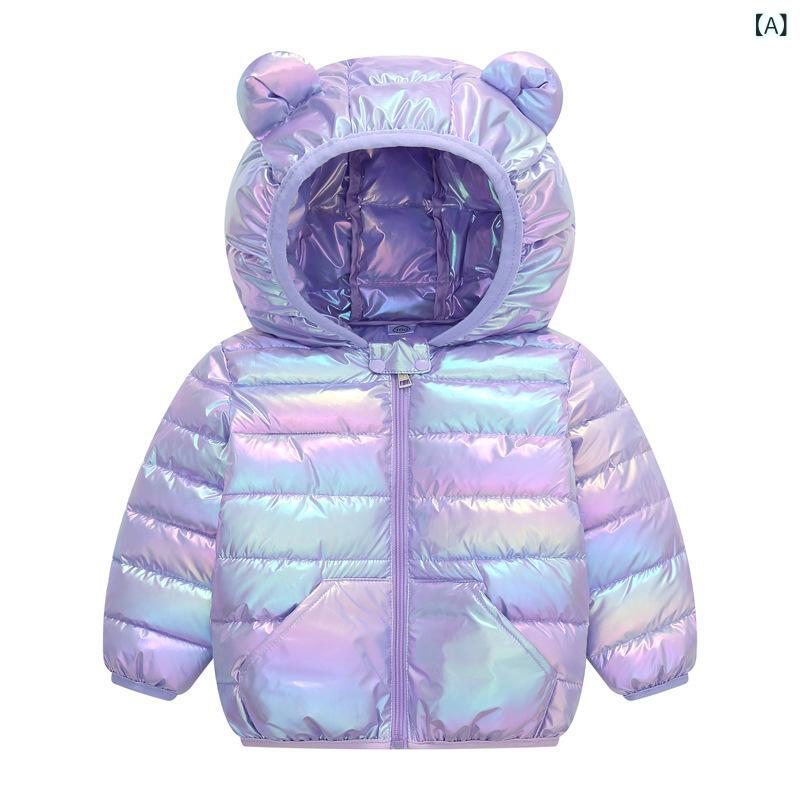 ・カテゴリ: キッズ中綿ジャケット・性別: ユニセックス・スタイル: カジュアル・対象年齢: 幼児（1～3歳）・シーズン: 春、秋、冬・生地加工: シャーリング、ソフト加工、酵素洗浄・中綿: ポリエステル・フード: 取り外し不可・厚さ: 普通・柄: 無地・デザイン: スポーツ・縫製針数: 3cmあたり12～14針・主な素材: ナイロン50%・裏地: ポリエステル50%・開閉: ジッパー・ネックライン: クルーネック・内胆: 中綿・カラー展開: ライトパープル、ロイヤルブルー、イエロー、ローズレッド、ライトブルー、ピンク、ホワイト・サイズ展開: 80cm、90cm、100cm、110cm、120cm
