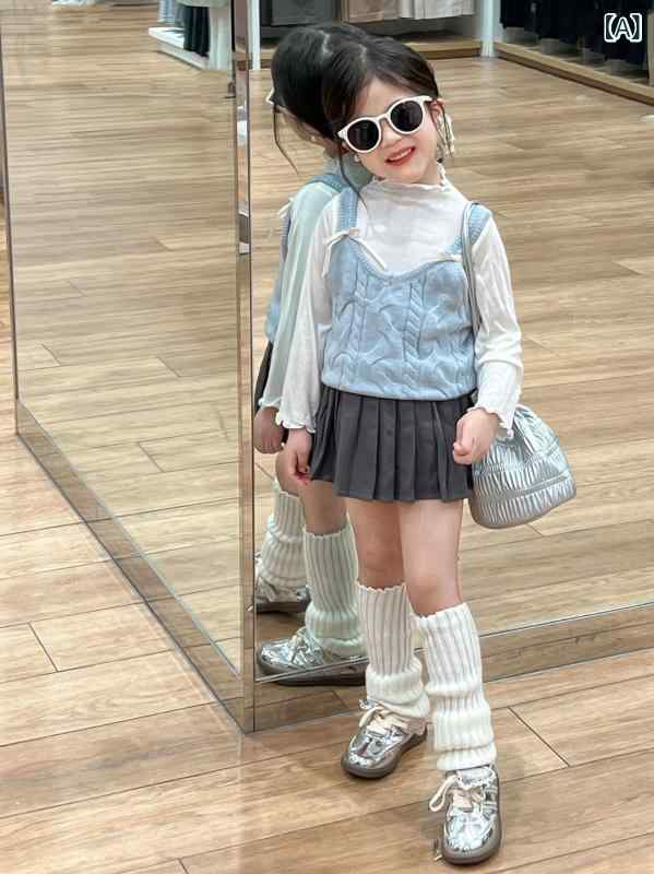・カテゴリ: 子供用スカート・スタイル: スクール風・デザイン: 半身スカート・主な素材: 綿80%・裏地素材: 綿71%-80%・生地加工: 柔軟加工・柄: 無地・裾のデザイン: プリーツ・対象年齢層: 中小児（3〜8歳、100〜140cm）・性別: 女性・構成: セットアップ・セット内容: ブルーニットベスト、ホワイトインナー、プリーツスカート・適応身長: 90cm、100cm、110cm、120cm、130cm、140cm