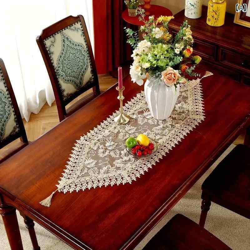 テーブルランナー 北欧風 シンプル 高級感 エレガント 上品 ポリエステル 刺しゅう レース リーフ柄 長..