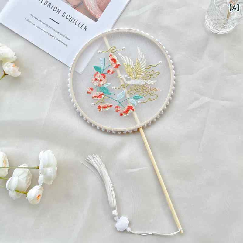 ・カテゴリ: 扇子・主な素材: 絹・工芸: 刺繡・骨組み素材: 竹・柄: 海棠飛鶴（円形）、海棠飛鶴（蝶）、海棠飛鶴（八弁）、海棠飛鶴（風冠）、海棠飛鶴（梅花六弁）・付属品: タッセル、眉心貼