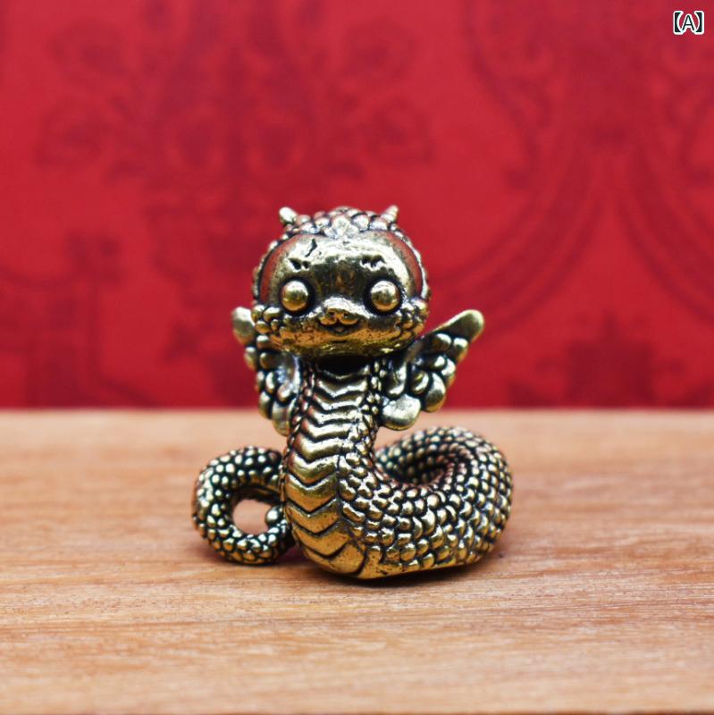 Rakuten - 置物 真鍮製 かわいい 蛇 オブジェ 羽付き 卓上デコレーション オフィス インテリア ミニスネーク 巳年 縁起物 風水 幸運アイテム ギフト
