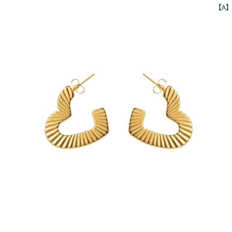 ピアス レディース フレンチシック エレガント 上品 高級感 ステンレス ハートモチーフ 波状 ウェーブ..