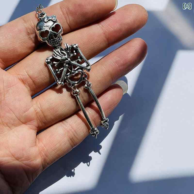 ブレスレット 男女兼用 ゴシック スカル 骸骨 骨格モチーフ 大ぶり インパクト 個性的 クール パンク ロック 欧米風 ハロウィン 仮装 コスプレ イベント アクセサリー メタル アンティークシルバー 秋冬