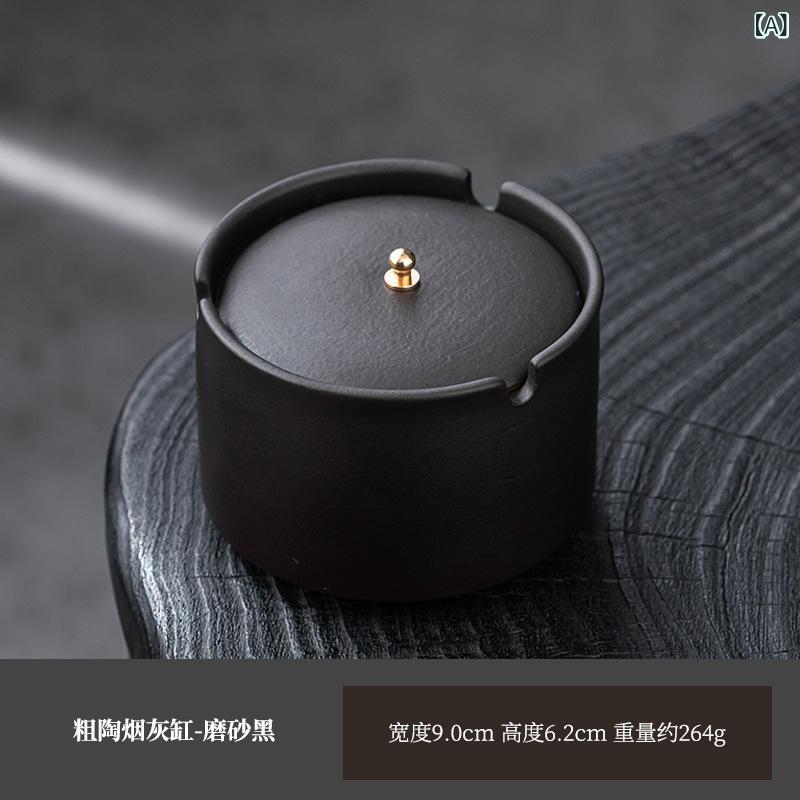 灰皿 高級感溢れる 陶磁器製 フタ付き 灰飛散防止 ユニークデザイン モダン スタイリッシュ オフィス 自宅 リビング 来客用 書斎 卓上 アジアンモダン インテリア雑貨 ブラック