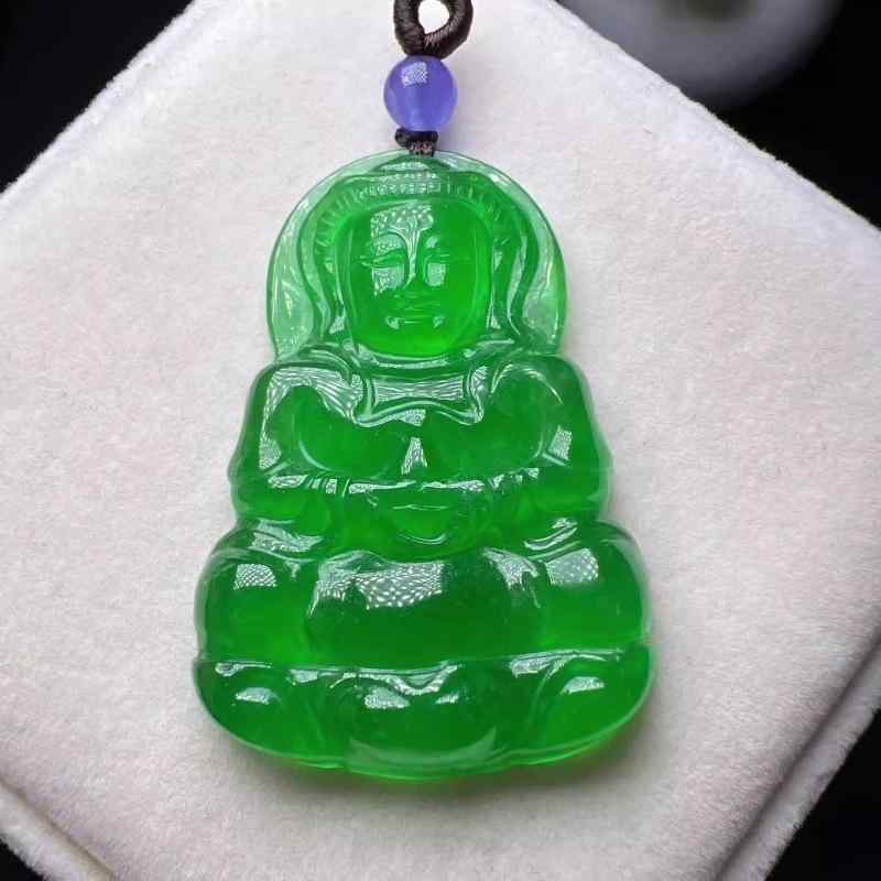 ペンダント 石英岩 観音様 ヒスイ色 インペリアルグリーン 氷種タイプ 観音菩薩 仏像 御守り 開運 厄除け パワーストーン 高級感 ネックレス ユニセックス アジアン雑貨 グリーン