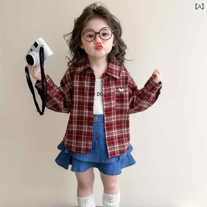 ・カテゴリ: キッズシャツ・性別: 女児・スタイル: 韓国風・主な素材: 綿混紡 (綿11%)・ネックライン: Vネック・袖丈: 長袖・柄: チェック、無地・デザイン要素: チェック、トレンド・生地加工: 柔軟加工・カラー展開: レッド・サイズ展開: 90cm、100cm、110cm、120cm、130cm、140cm