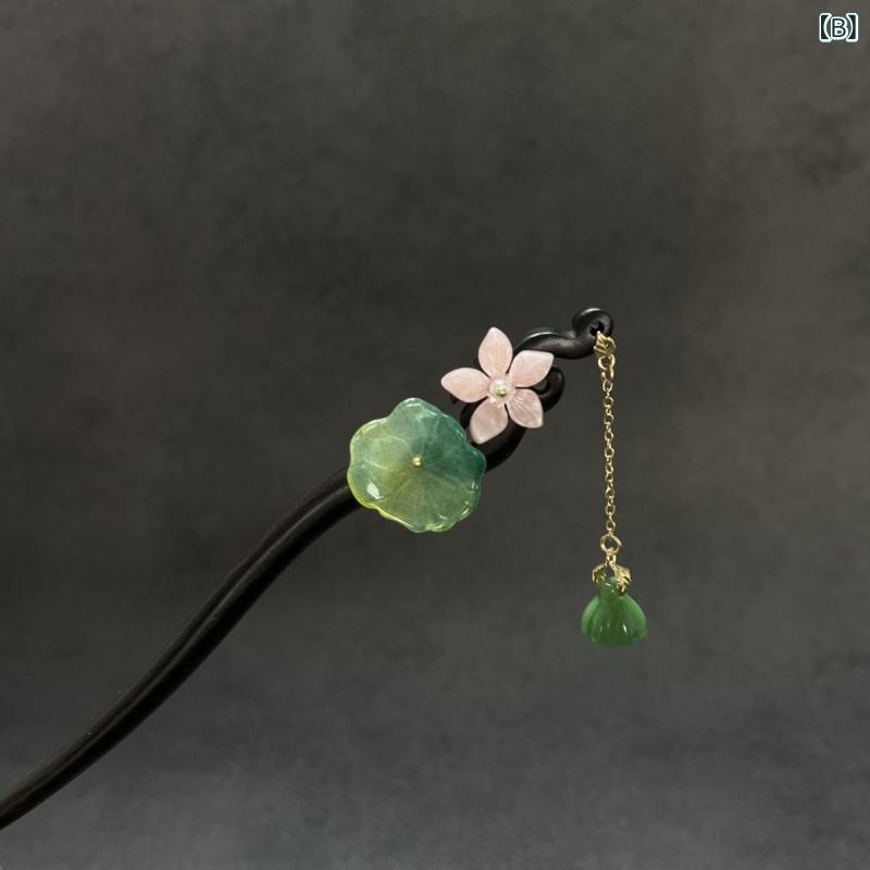 髪飾り 和風 中国風 アンティーク調 蓮 ハス 蓮の葉 タッセル 歩揺 簪 かんざし 木製 檀木 高級感 まとめ髪 アップヘア 漢服 着物 浴衣 チャイナドレス 夏 春夏