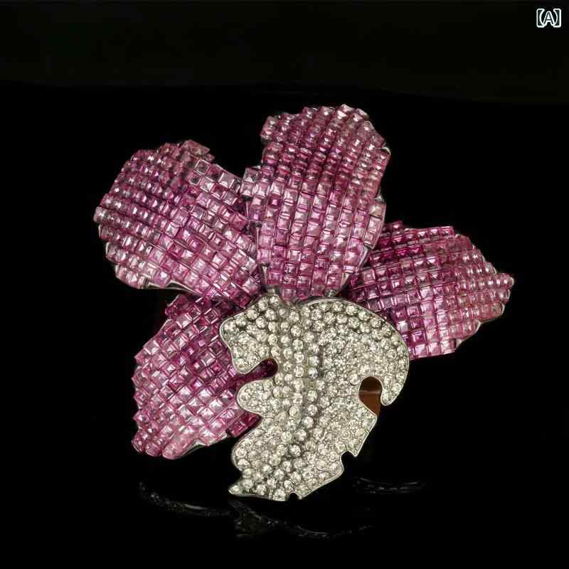 ブローチ レディース 高級感 エレガント 総ジルコニア パヴェ フラワーモチーフ 大ぶり 凝ったデザイン..