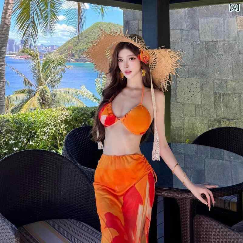 ・カテゴリ: 水着・スタイル: 三角パンツ・適用対象: 女性用・対象年齢: 成人・特徴: 速乾、セクシー、タイト、バックレス、高弾性、高耐久、爽やか、欧米風・パッド・ワイヤー: 胸パッドあり・ワイヤーなし・素材: ポリエステル・素材含有率: 71%〜80%・重量: 約300g・裏地素材: ポリエステル・裏地含有率: 88%・着用シーン: スイミング、ウォータースポーツ・カラー: オレンジ・サイズ展開: S、M、L・袖丈: ノースリーブ