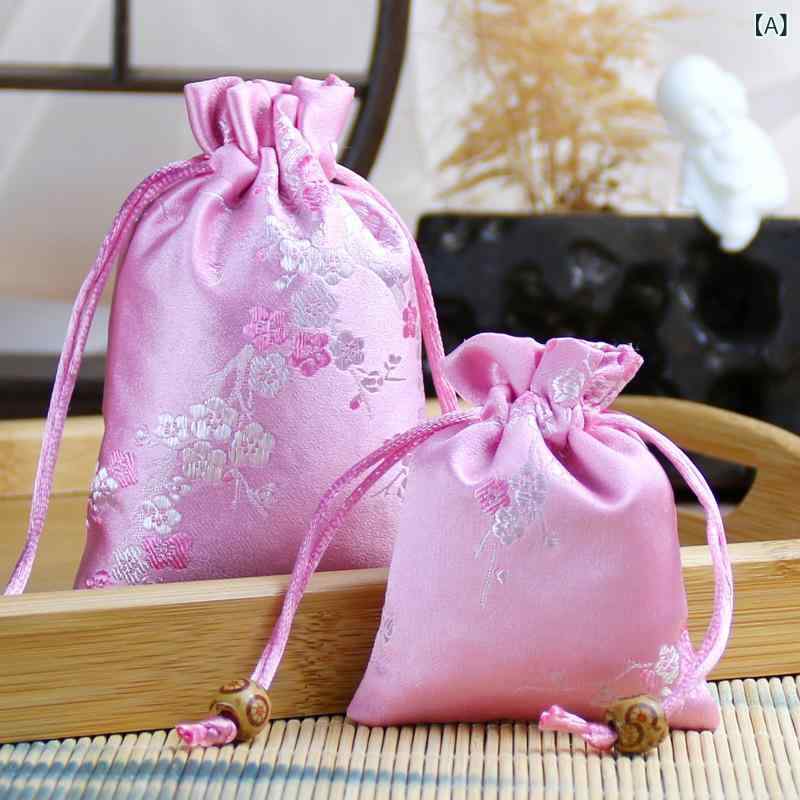 香り袋 巾着袋 錦織 梅柄 ドローストリング 紐付き 切り替え 中華風 漢服 和装小物 端午の節句 お守り 厄除け 小物入れ ポーチ レッド ピンク ブルー グリーン 黄 紫 多色展開