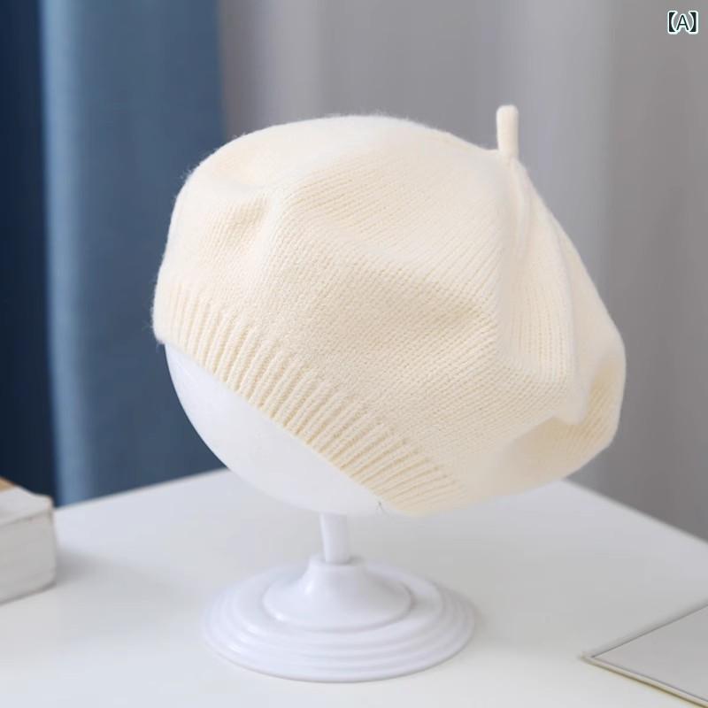 ・カテゴリ: ベレー帽・カラー展開: オフホワイト、カーキ、イエロー、モーブピンク、パープル、レッド、ブラック・サイズ: 頭囲44～49cm（6～30ヶ月）・つばのスタイル: つばなし・帽子のトップ: ラウンドトップ・機能: UVカット、保温、防風・対象年齢: 6～12ヶ月、1～2歳、2～4歳・素材: ニット・スタイル: 文芸レトロ・デザイン要素: 民族/国風