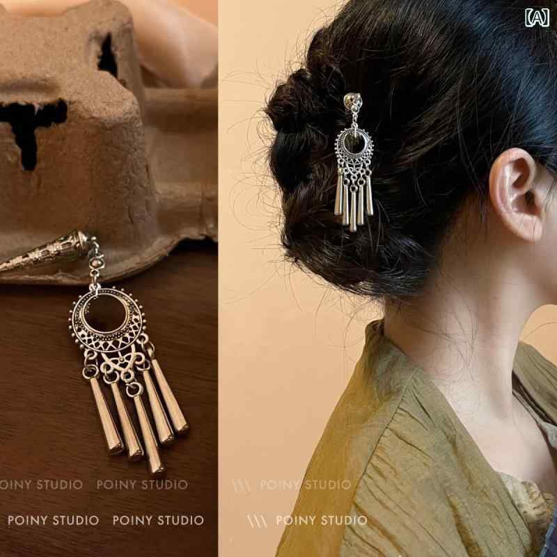 ヘアアクセサリー 女性用 銀色 民族風 簪子 古風 流蘇 飾り 苗族風 ブローチ 復古 幾何型 電気メッキ加工 舞台用 ヘッドドレス 合金製 ヘアピン