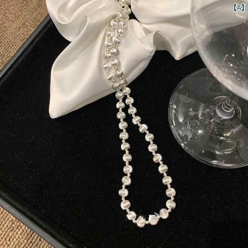 ネックレス 女性用 金属 猫眼 レーザー加工 幾何学 ハンドチェーン 個性派 デザイナーズ シンプル 気品 鎖骨チェーン かわいい 秋冬 合金 電気メッキ 伸縮 調整可能 軽量 普段使い 通勤 ハンギング チェーン アクセサリー 韓風 清新 甘め