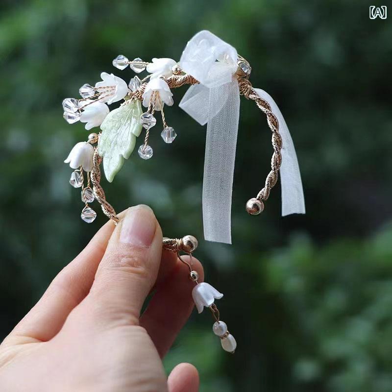 ブレスレット 花モチーフ ウェディング 手首花 伴娘用 鈴蘭 風鈴草 手環 手花 姉妹団 合金 アクセサリー ウェディングアクセサリー 中式 花柄 ハンドメイド 結婚式 花ブレスレット 花手首飾り