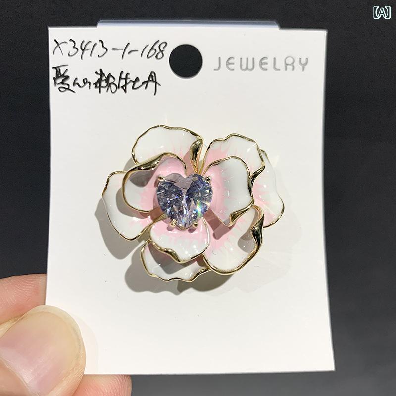 ブローチ 牡丹 花 ピンク ハート 宝石 珐琅 電気メッキ加工 軽奢 高級感 気質 花卉 装飾 ユニセックス インス風 個性 植物 春季