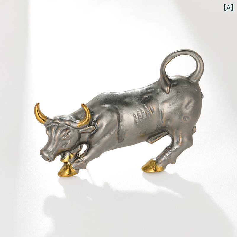 ブローチ メンズ 牛 動物モチーフ 合金製 電気メッキ加工 個性派 服装アクセサリー 男女兼用 ダブルカラー ゴールド ブラック 装飾パーツ ユニセックス ファッション小物 牛柄 トレンド