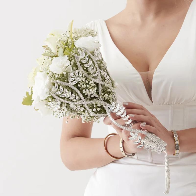 ウェディング ブーケ 手持ち花束 新婦 杖 権杖 水晶 ラインストーン 豪華 ゴールド シルバー ロマンチック 結婚式 撮影 小道具 森ガール 配飾 高級感