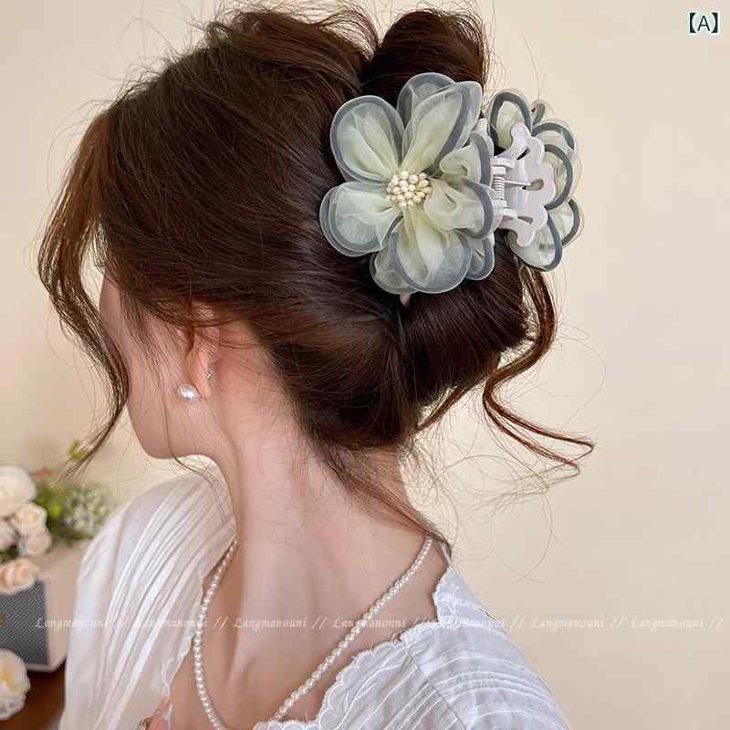 Rakuten - ヘアクリップ 女性用 八爪魚 シャーククリップ 森ガール レース カメリア 花 ピン 米白 春夏 かわいい ヘアアクセサリー 後頭部 甘め 清新 樹脂 ハンドメイド 韓国風