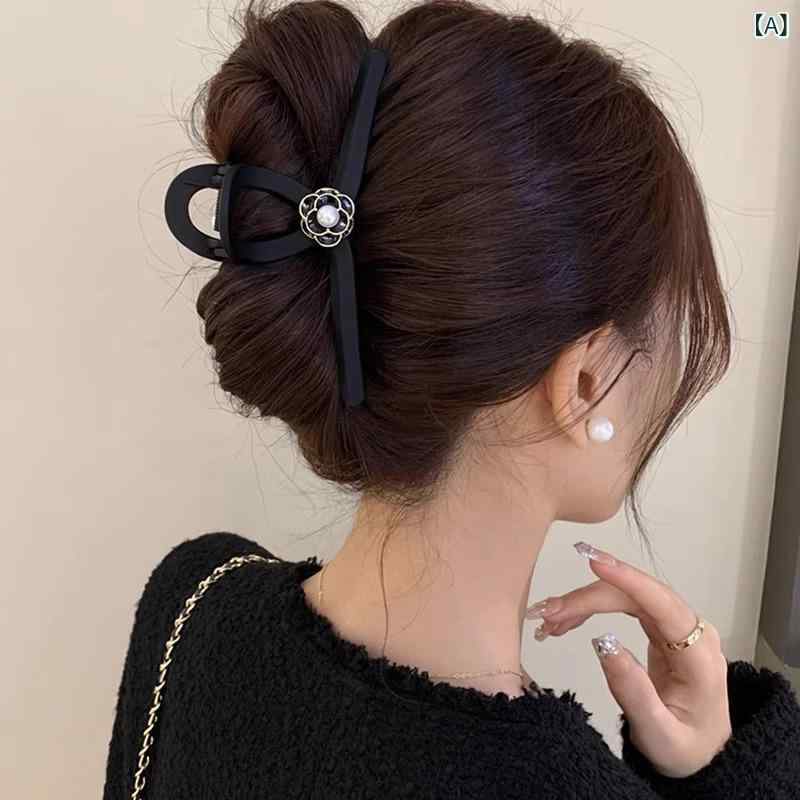 ヘアクリップ 女性用 大型 ブラック 磨砂 カメリア 花柄 シャーククリップ 後頭部 ...