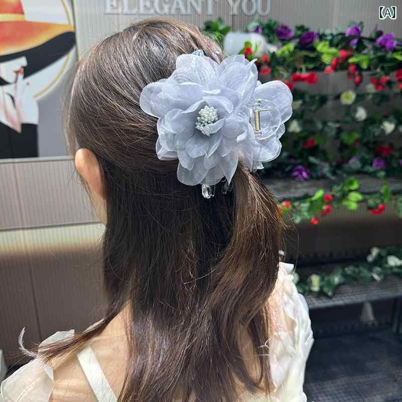 ・カテゴリ: ヘアアクセサリー・スタイル: シャーククリップ・素材: プラスチック/樹脂・加工: ・カラー展開: ライトグレー、ライトグリーン、ピンク、ブラック・流行要素: 花・スタイル分類: 韓国可愛い・対象: 女性用