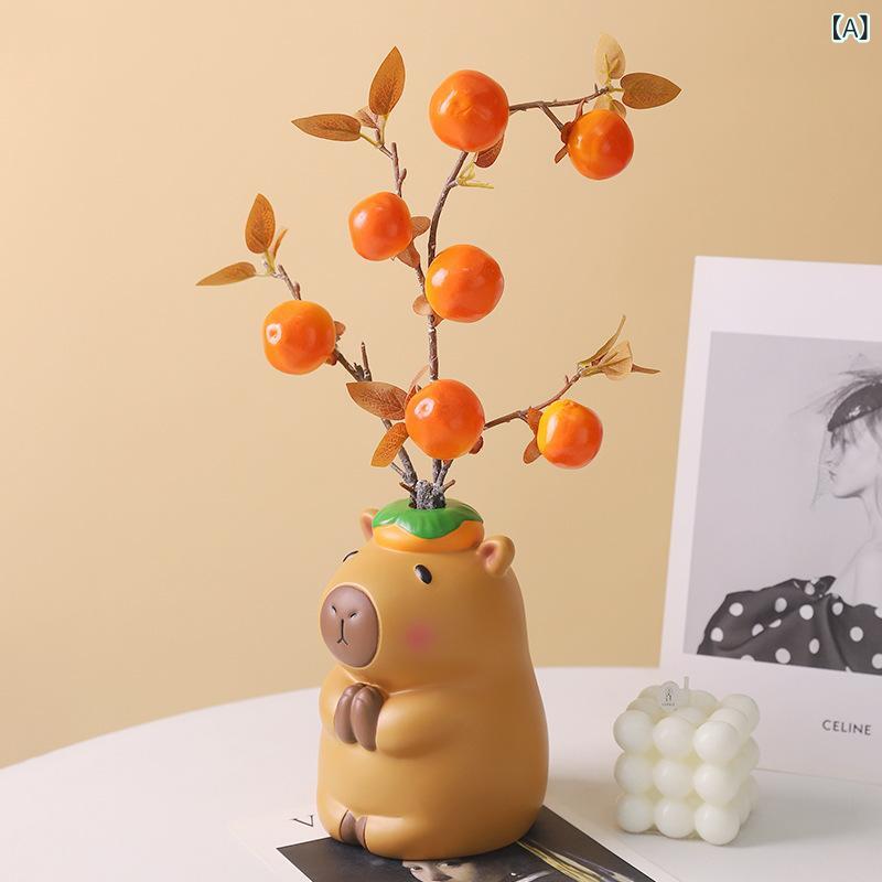Rakuten - 花瓶 カピバラ かわいい インテリア 飾り 置物 リビング 玄関 デスク 飾り モダン シンプル 搪膠 ギフト 誕生日 記念 日常使い 通年 通勤 普段使い 軽量 コンパクト 癒し インテリア雑貨 卓上 花入れ 観葉植物 柿子 橘黄 ホームデコ