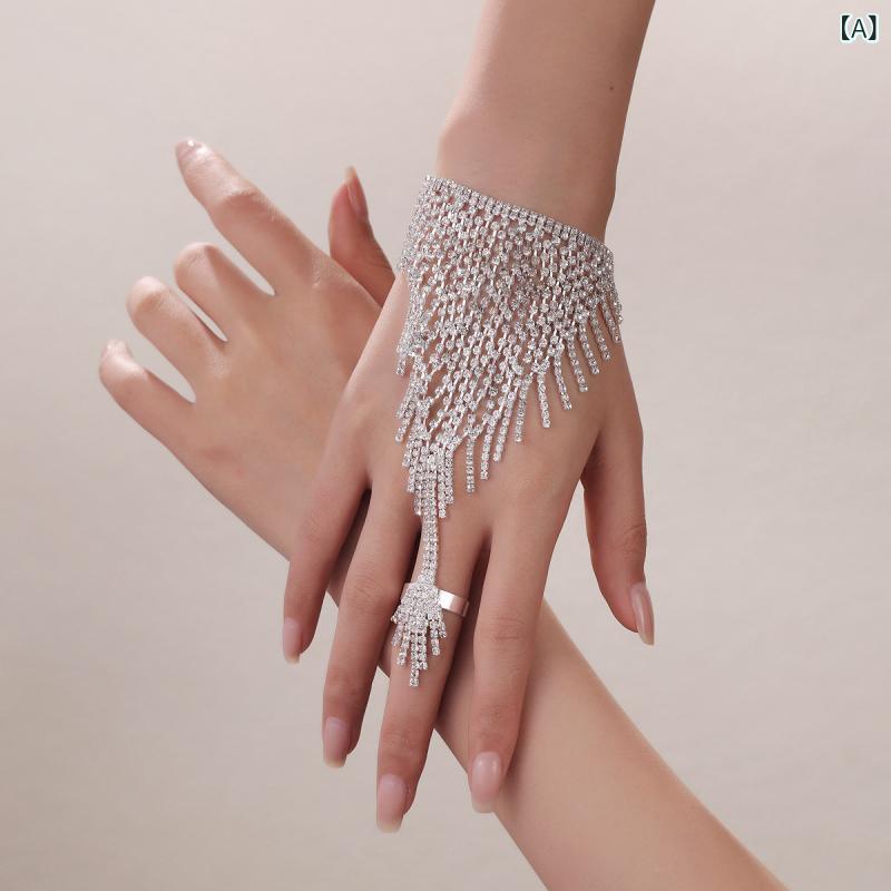 Rhinestone - ハンドチェーン リング セット 手首飾り 女性用 手背チェーン 手首リング 一体型 結婚式 ウェディングジュエリー 演出アクセサリー 派手 ブレスレット クリスタル ラインストーン 加工 銀色 幾何学 デザイン 白水晶 流蘇 ヨーロッパスタイル 復古 夏