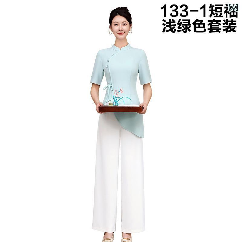 ・カラー: 浅緑色・スタイル: 半袖パンツスーツ・主な素材: ポリエステル・サイズ展開: S、M、L、XL、2XL、3XL、4XL
