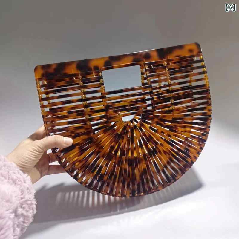 ハンドバッグ 女性用 小方包 鞄 アクリル 琥珀色 貝殻型 切り替え 透かし彫り ハードタイプ オープンマウス コットン内装 携帯ポケット付き 日常使い 休暇 リゾート ビーチ ディナー 春夏 欧米風 レトロ