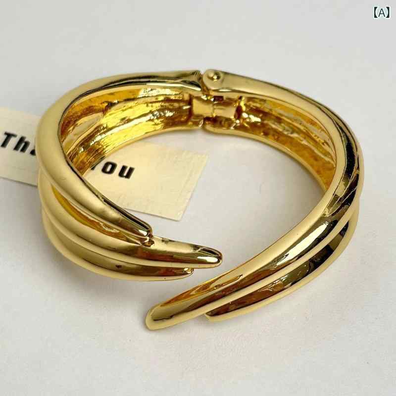 Yellow - レディース 手首アクセサリー 開口 弾力 手錠 手環 ブレスレット 金属製 光沢仕上げ 電気メッキ加工 微細彫刻 アートデザイン 軽量 高級感 精致 デザイン ゴールド シルバー グレー系 夏 春夏 ファッション 通勤 普段使い カジュアル 女性用