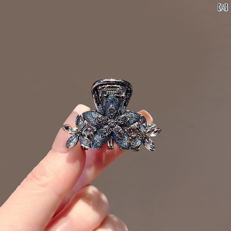 ヘアクリップ 女性用 かわいい 水晶 フラワー 小型 サイドピン 重厚デザイン 気品 ...