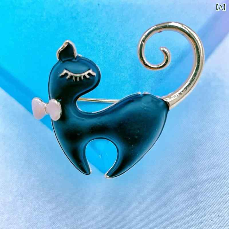 乐天商城 - ブローチ ユニセックス 巻尾小猫 かわいい 動物モチーフ 復古 ファッション ピン 胸花 リボン 領針 服飾アクセサリー 黒猫 白猫 合金製 韓版 焼き付け塗装 白水晶 独立包装