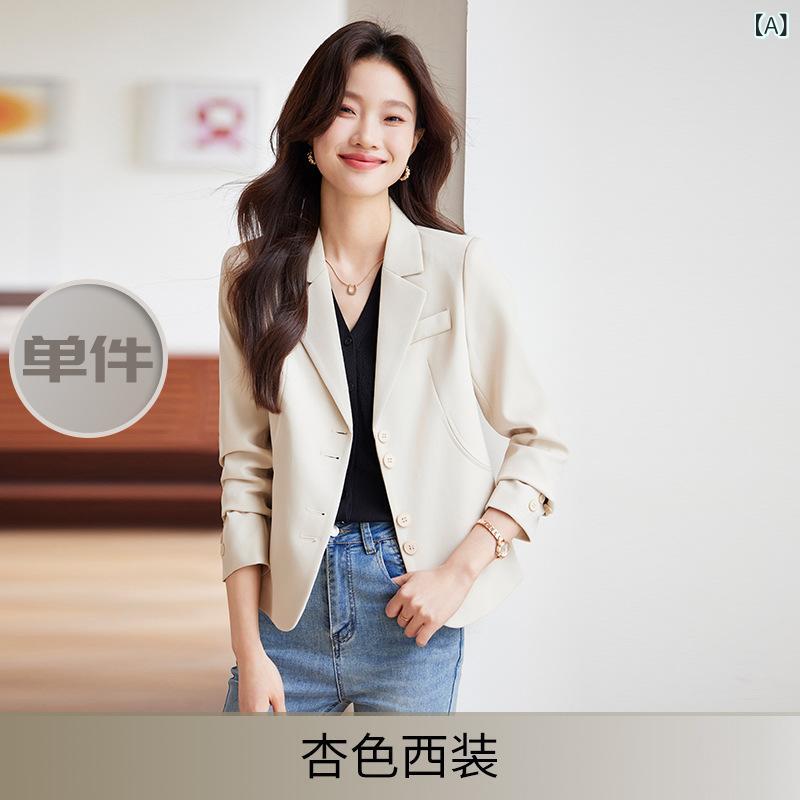 Rakuten - レディース ジャケット 杏色 ブラック 小柄対応 春夏 秋冬 修身シルエット ショート丈 西装領 長袖 シングルブレスト 多ボタン ポケット 免烫加工 ポリエステル スパンデックス 混紡 通勤 気質 気楽 高級感 トップス