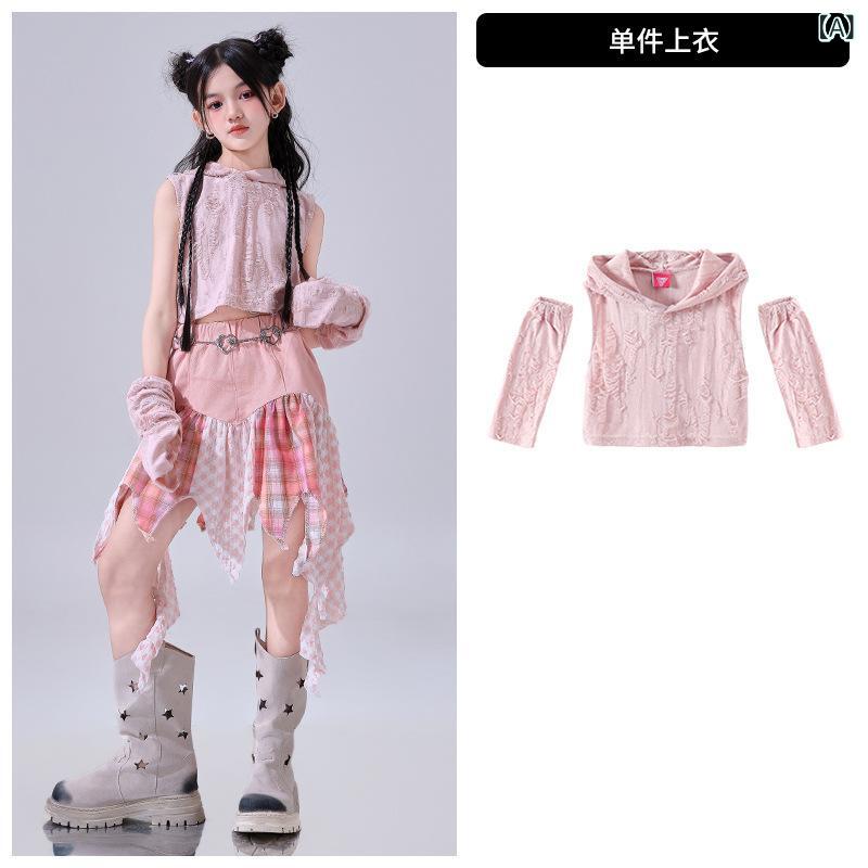 乐天商城 - 女児 ジャズダンス衣装 キッズ 女の子 ピンク 連帽 上衣 花弁 スカート セット 夏 子供 ダンス 衣装 ストリート ストリートダンス ヒップホップ スタイル 花辺 条紋 酵素洗 伸縮性 通気性 軽量 かわいい ステージ 衣装 走秀 演出服